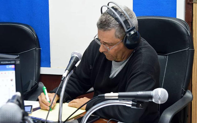 Abel: el «todoterreno» de la radio villaclareña