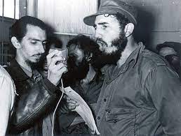 Fidel y la radio como medio de difusión de las ideas