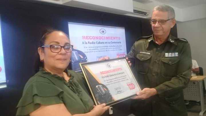 Reconoce el MININT a la Radio Cubana en su Centenario