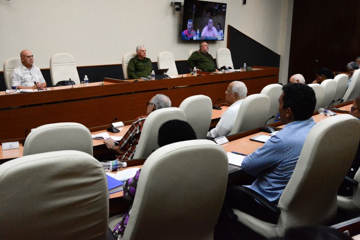 Pinar del Río: todos los esfuerzos a la recuperación de los servicios de electricidad y abasto de agua