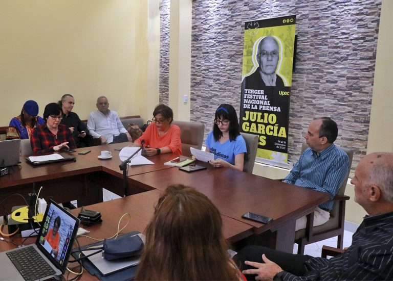 Otorgan premios del Tercer Festival Nacional de la Prensa Julio García Luis