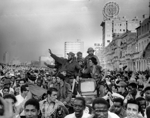 Cuba conmemora aniversario 64 de la entrada de Fidel a La Habana