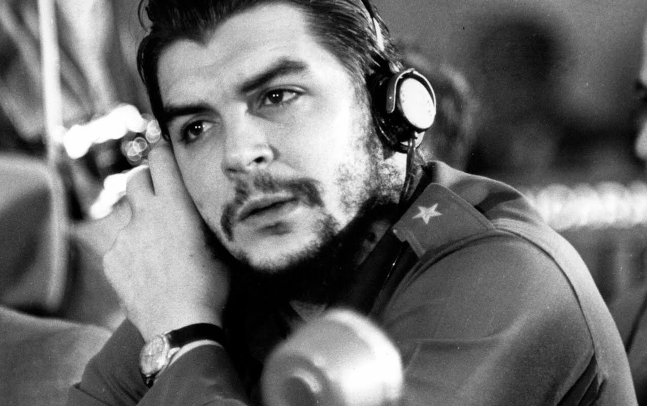 Aniversario 95 de su natalicio: Ernesto Che Guevara, el valor de sus ideas difundidas a través de los medios