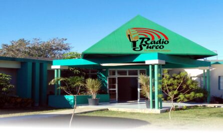 Radio Surco: centenaria y joven