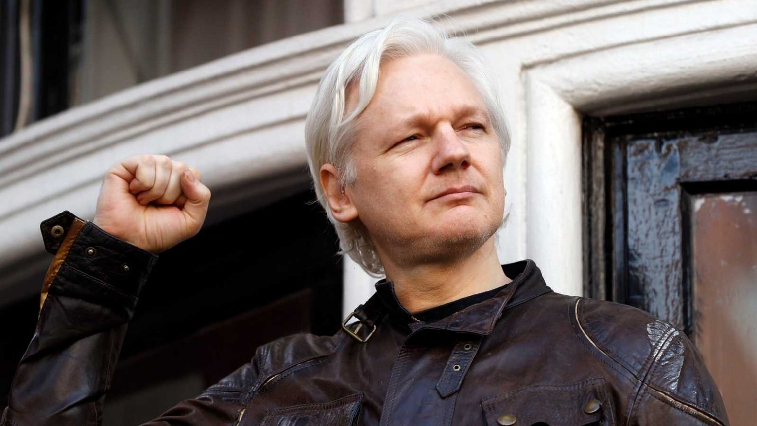 Julián Assange: Un enjambre de injusticias