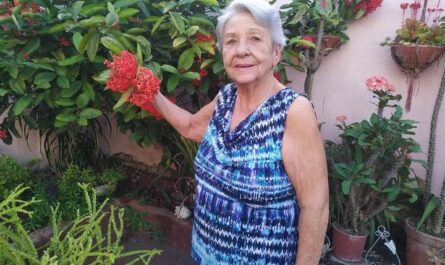 Elízabeth Iparraguirre Jorge.