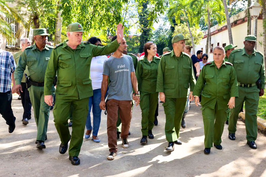 Díaz Canel: Cuba está de pie, unida y recuperándose