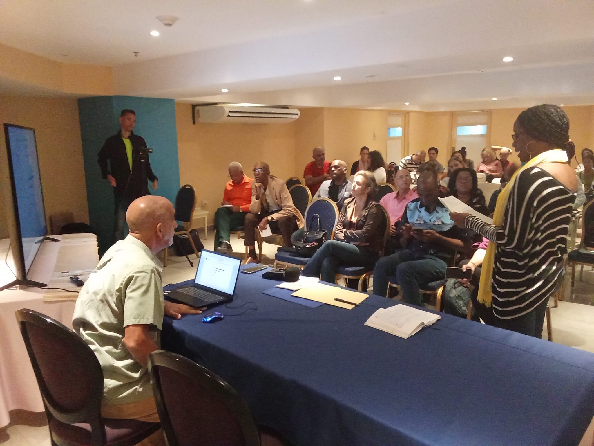 Desarrolla emisora Radio Taino nueva edición del evento científico INVEST 2024