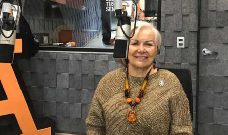 La presidenta de la Federación Hispanoamericana de Locutores y del gremio en México, Rosalía Buaún