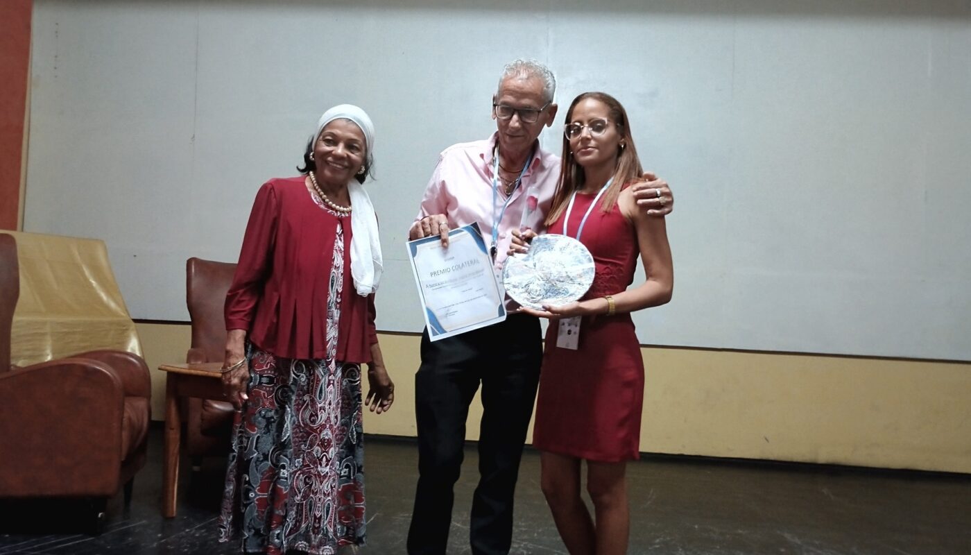 Entregan premios colaterales del Taller y Concurso Nacional de Radio Joven