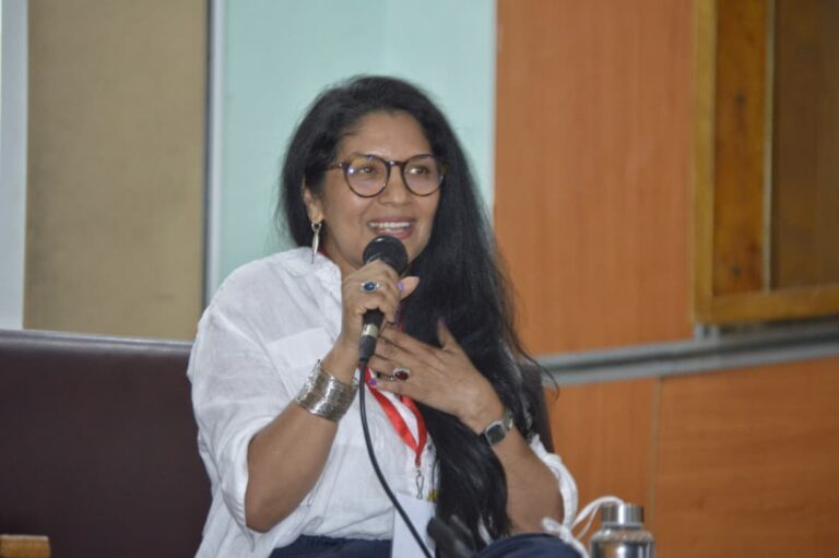 El ejercicio de escucha es el ADN de la radio