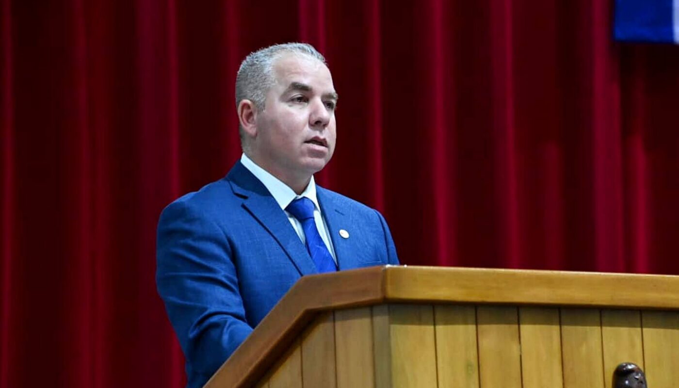 Ministro de Finanzas y Precios, Vladimir Regueiro Ale