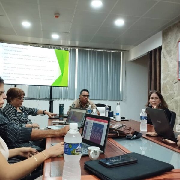 Taller de Comunicación de Crisis reunió a especialistas y periodistas en la capital