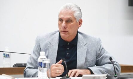 Primer Secretario del Partido llama en el XI Pleno a combatir el burocratismo, fortalecer el control y afianzar la unidad