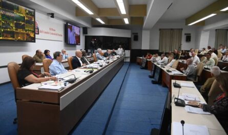 Acuerda XI Pleno del Comité Central posponer la realización del 9no. Congreso del Partido