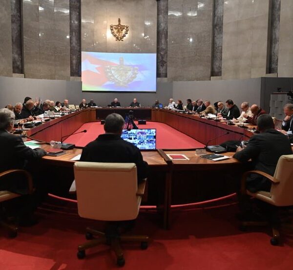 Sesionó reunión del Consejo de Ministros de la República de Cuba