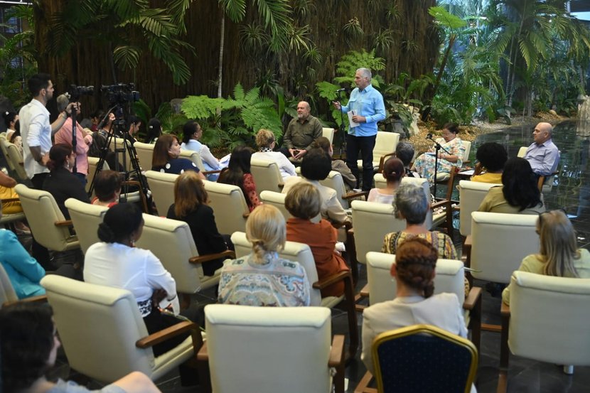 Hay mucha alma en el pecho de la mujer cubana