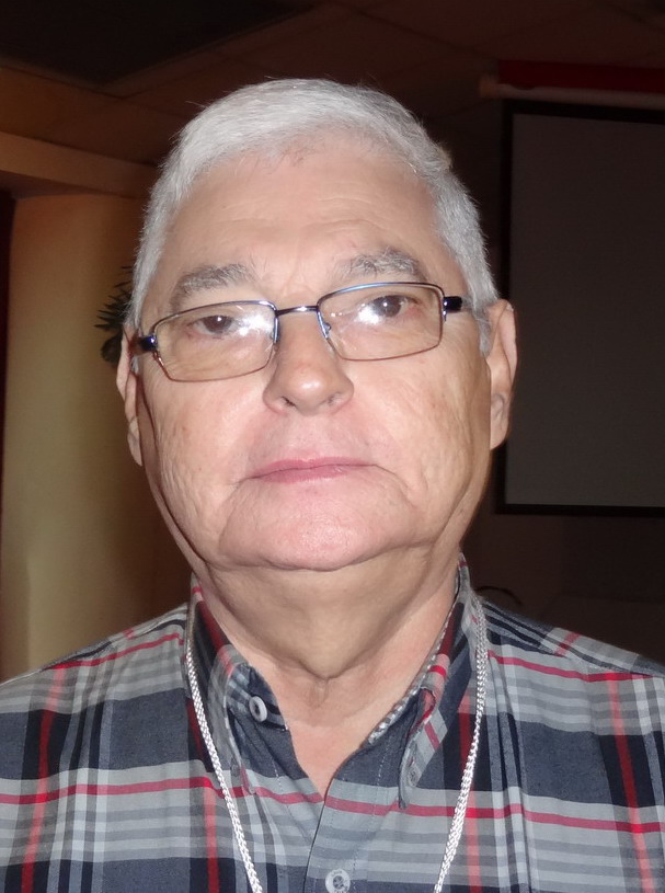 Omar González Jiménez. Destacado y multipremiado intelectual cubano, escritor y periodista.