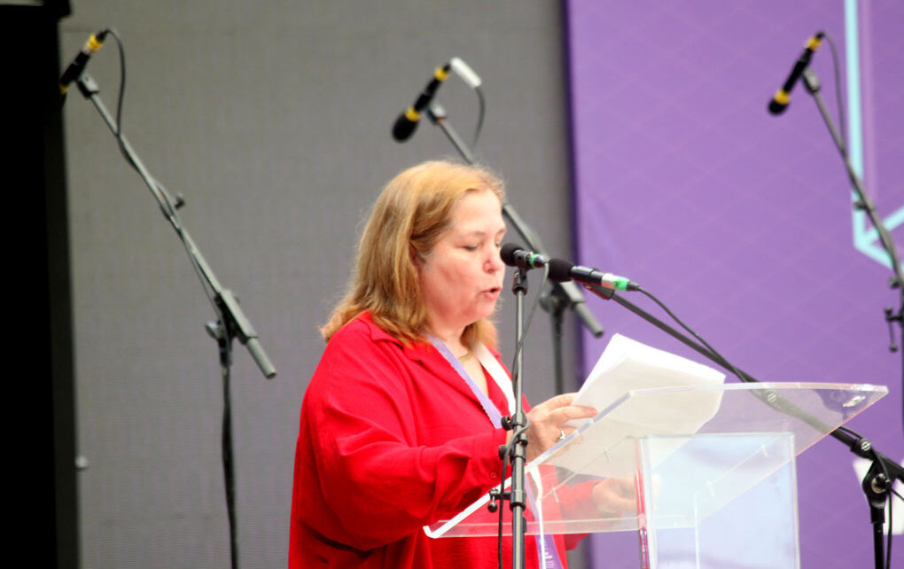 Imagen de portada: Rosa Miriam Elizalde. Foto de Iván Gutiérrez.