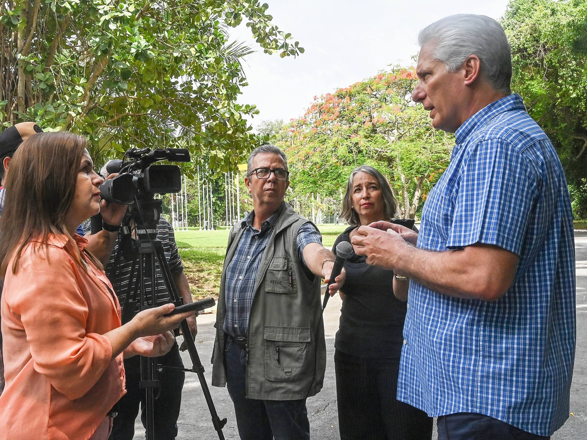 Cuba no se ha detenido, afirma Presidente Díaz-Canel (VIDEO)