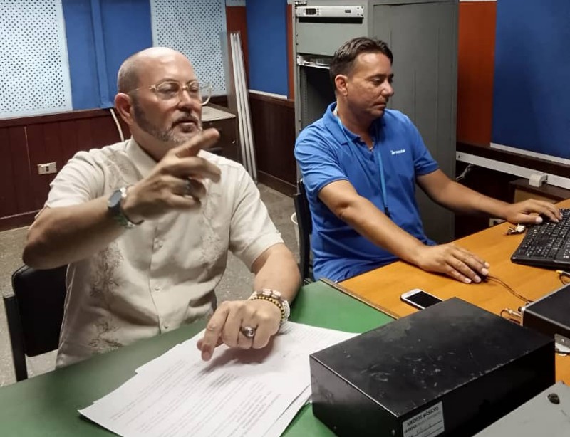 «A VOZ la radio no le gusta”