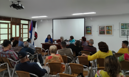 Panel sobre Crítica Radial en la UNEAC