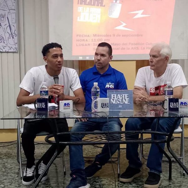 Anuncian actividades por el Taller y Concurso de la Radio Joven Antonio Lloga In Memoriam 2026